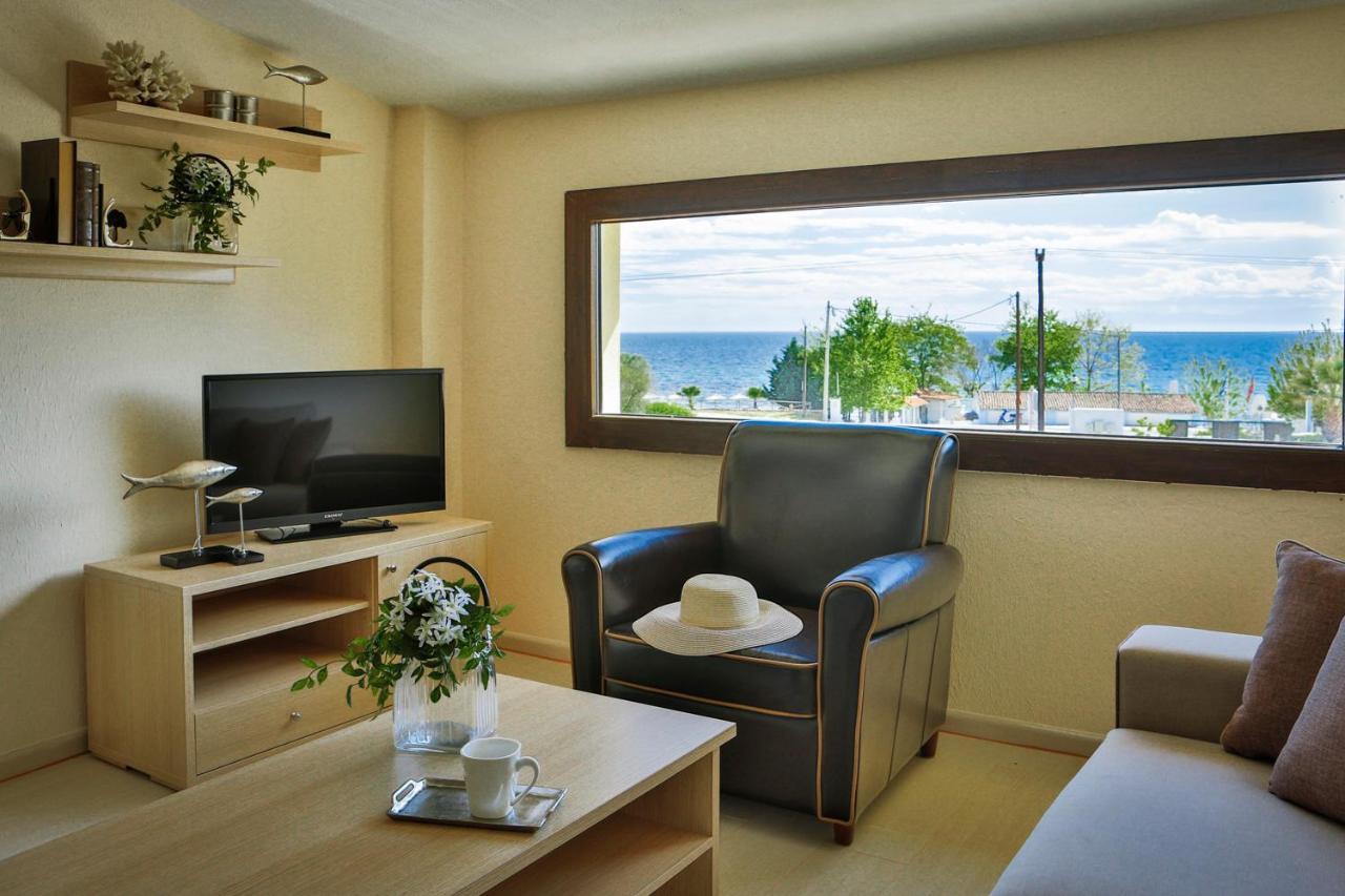 Stigmes Villas & Suites Nea Skioni Exterior foto