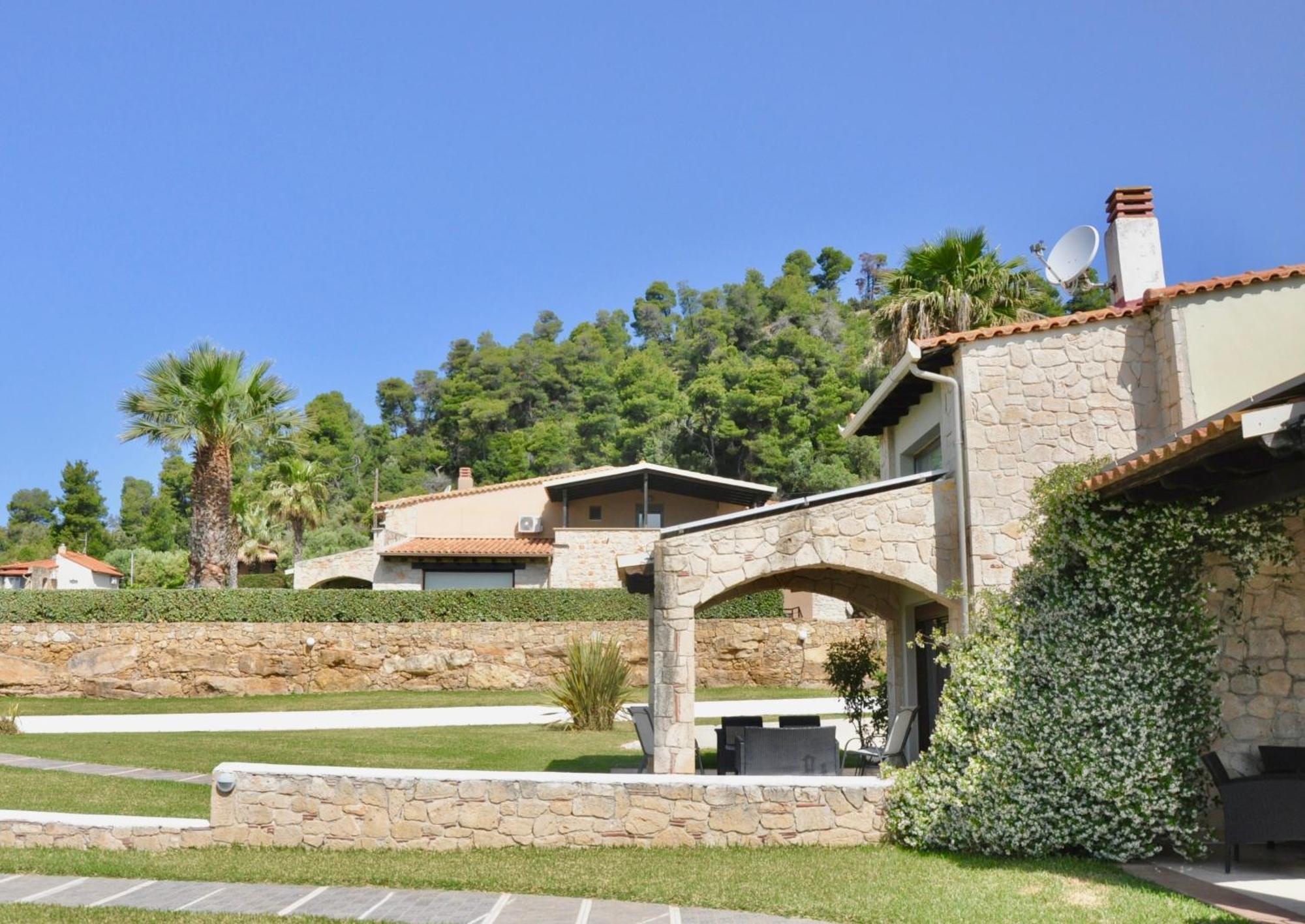Stigmes Villas & Suites Nea Skioni Exterior foto